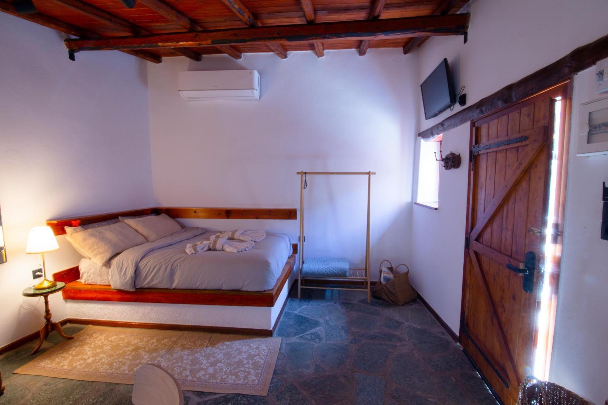 Fteri Stone House In Platanos, Akrata Daire Dış mekan fotoğraf