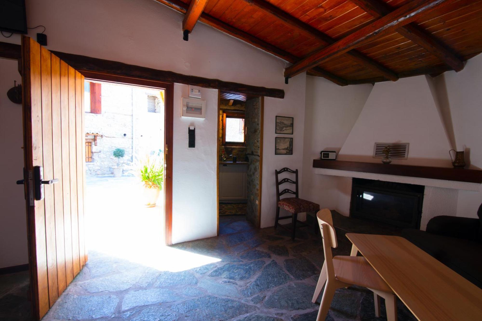 Fteri Stone House In Platanos, Akrata Daire Dış mekan fotoğraf