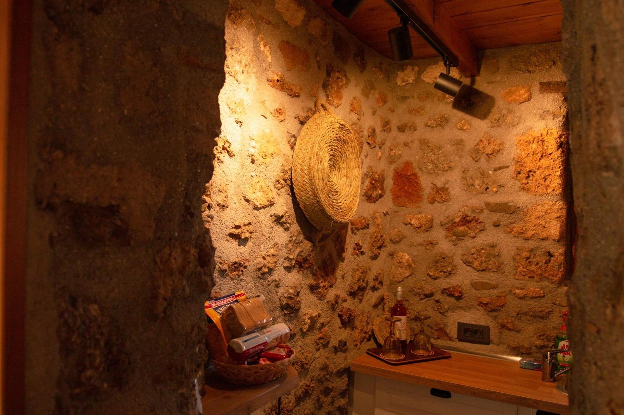 Fteri Stone House In Platanos, Akrata Daire Dış mekan fotoğraf